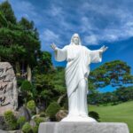 충청남도 금산군 진산면 월명동 자연성전에 있는 예수님 석상