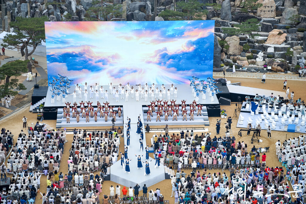 [2026 휴거 역사의 날] 국내외 수백 명 참여 6막 대서사시…종교 메시지, 문화예술로 승화